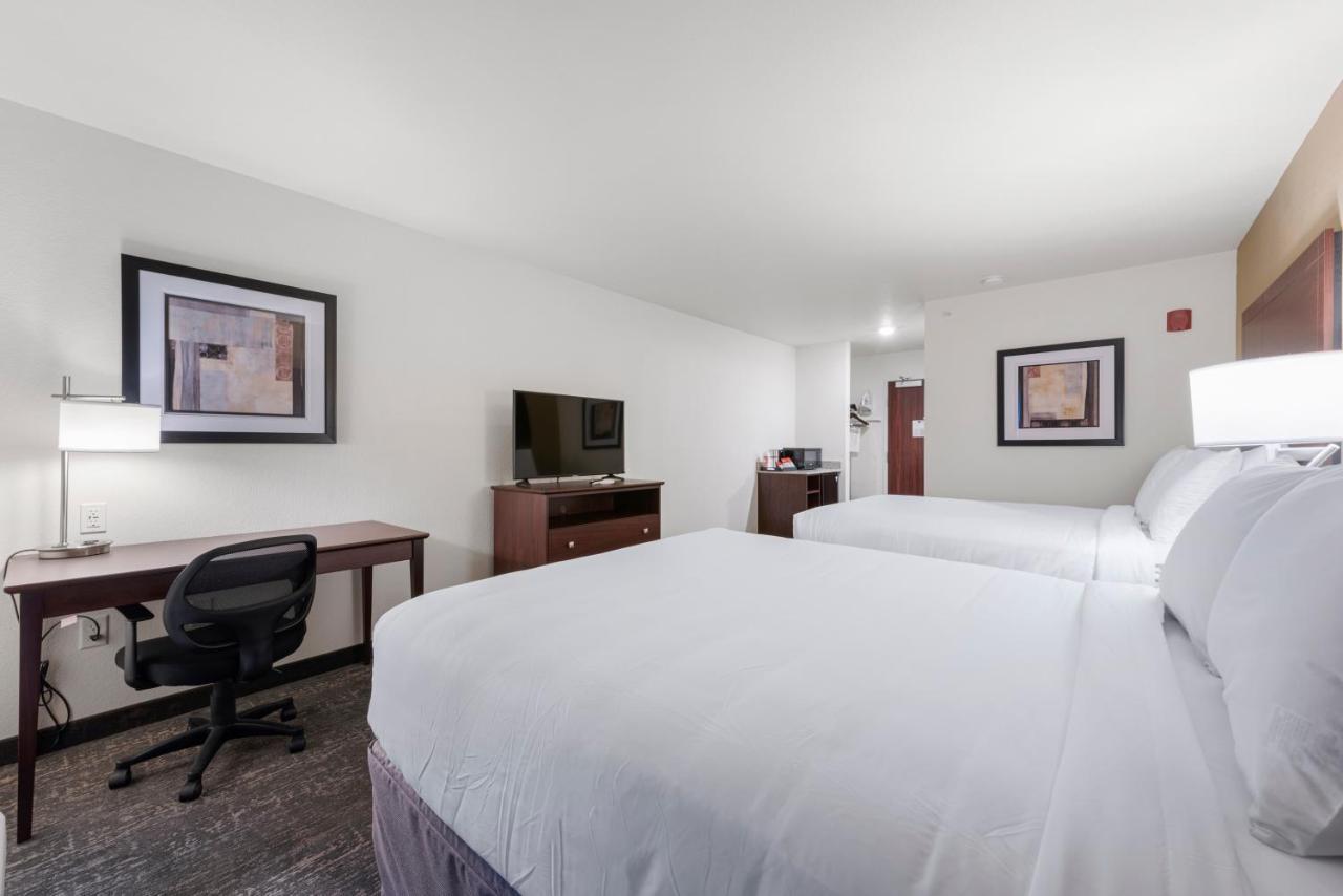 Cobblestone Hotel & Suites - Urbana Exterior foto