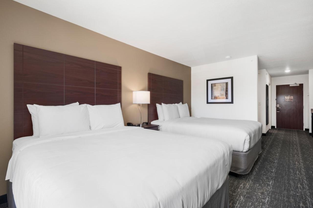 Cobblestone Hotel & Suites - Urbana Exterior foto